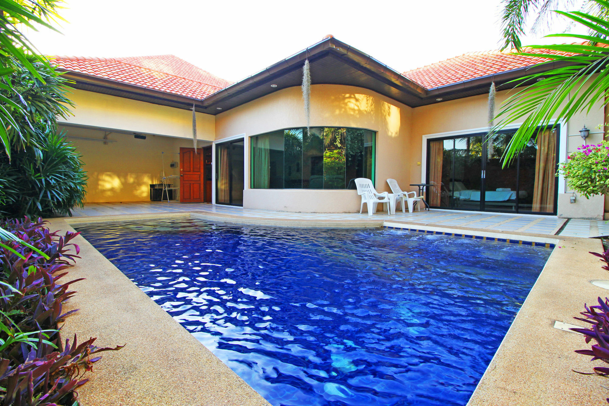 Cosy Beach Pool Villas By Pattaya Sunny Rentals Buitenkant foto