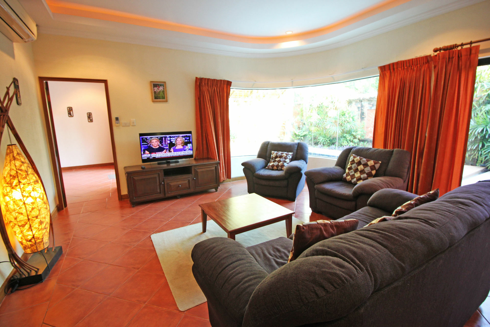 Cosy Beach Pool Villas By Pattaya Sunny Rentals Buitenkant foto