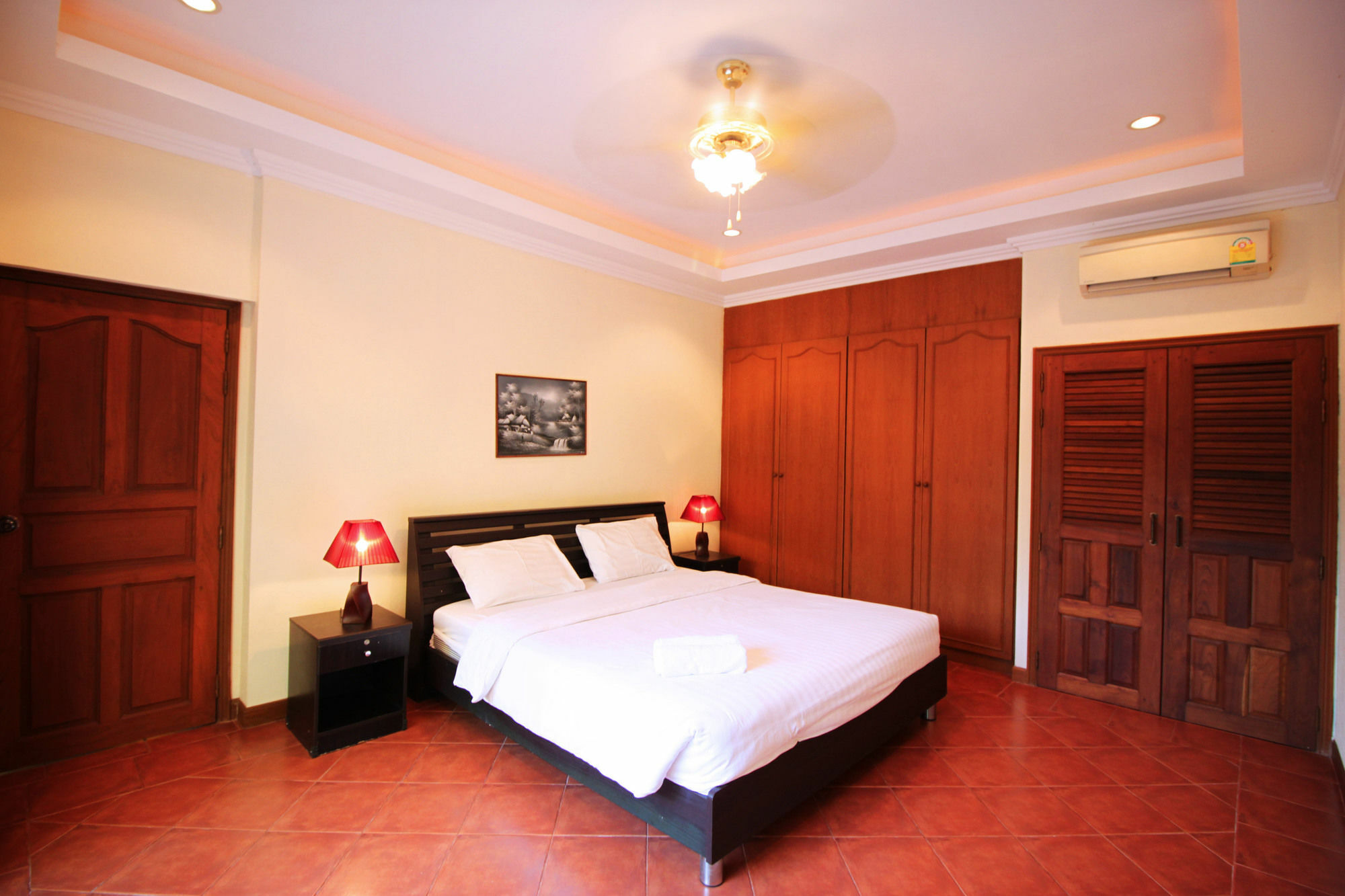 Cosy Beach Pool Villas By Pattaya Sunny Rentals Buitenkant foto